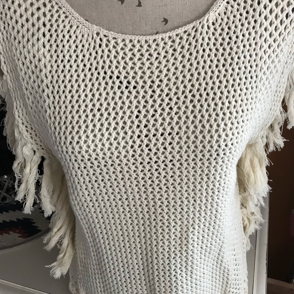 NWT Silver Jeans Frye Cream Top S-M- L Available - Picture 3 of 5